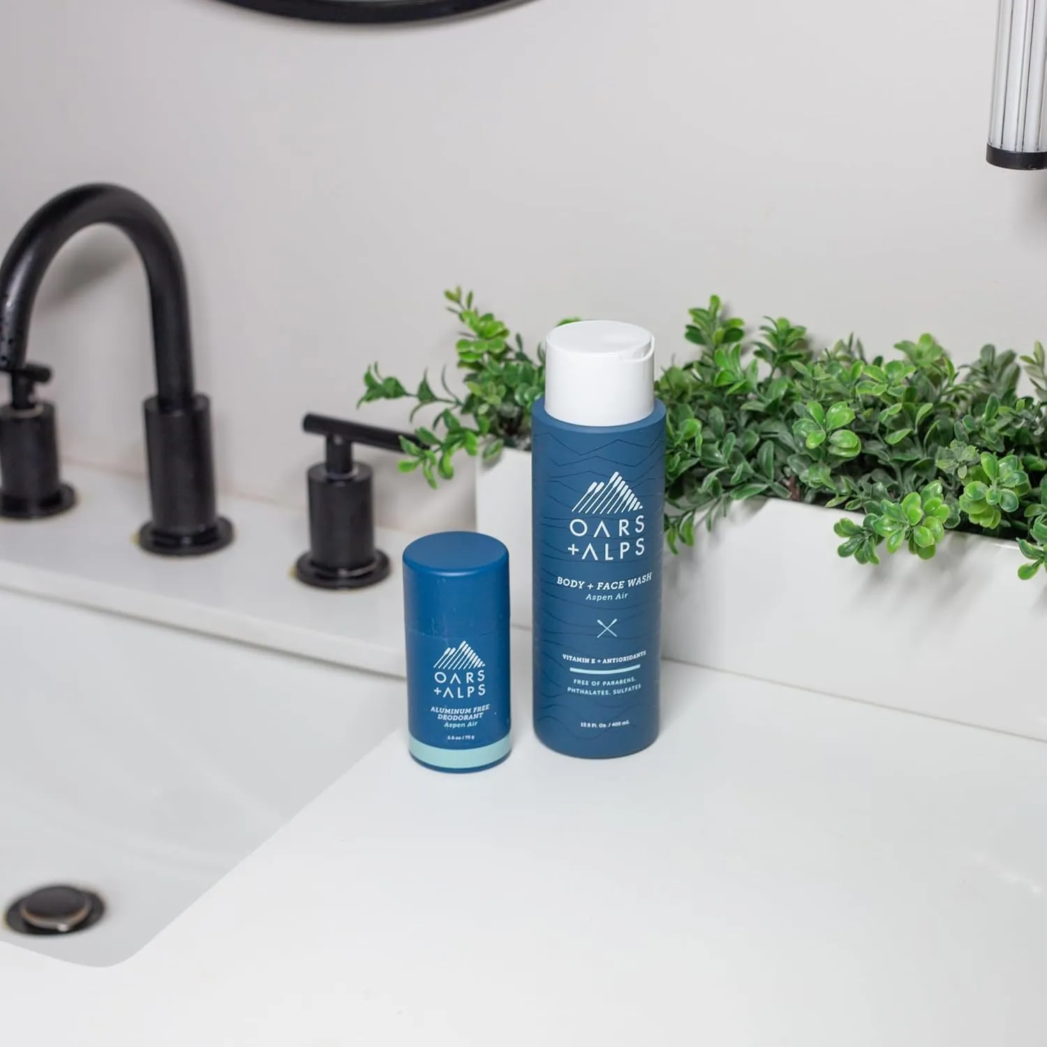 Oars   Alps Mens Moisturizing Body and Face Wash, Skin Care Infused with Vitamin E and Antioxidants, Sulfate Free, Aspen Air, 3 Pack