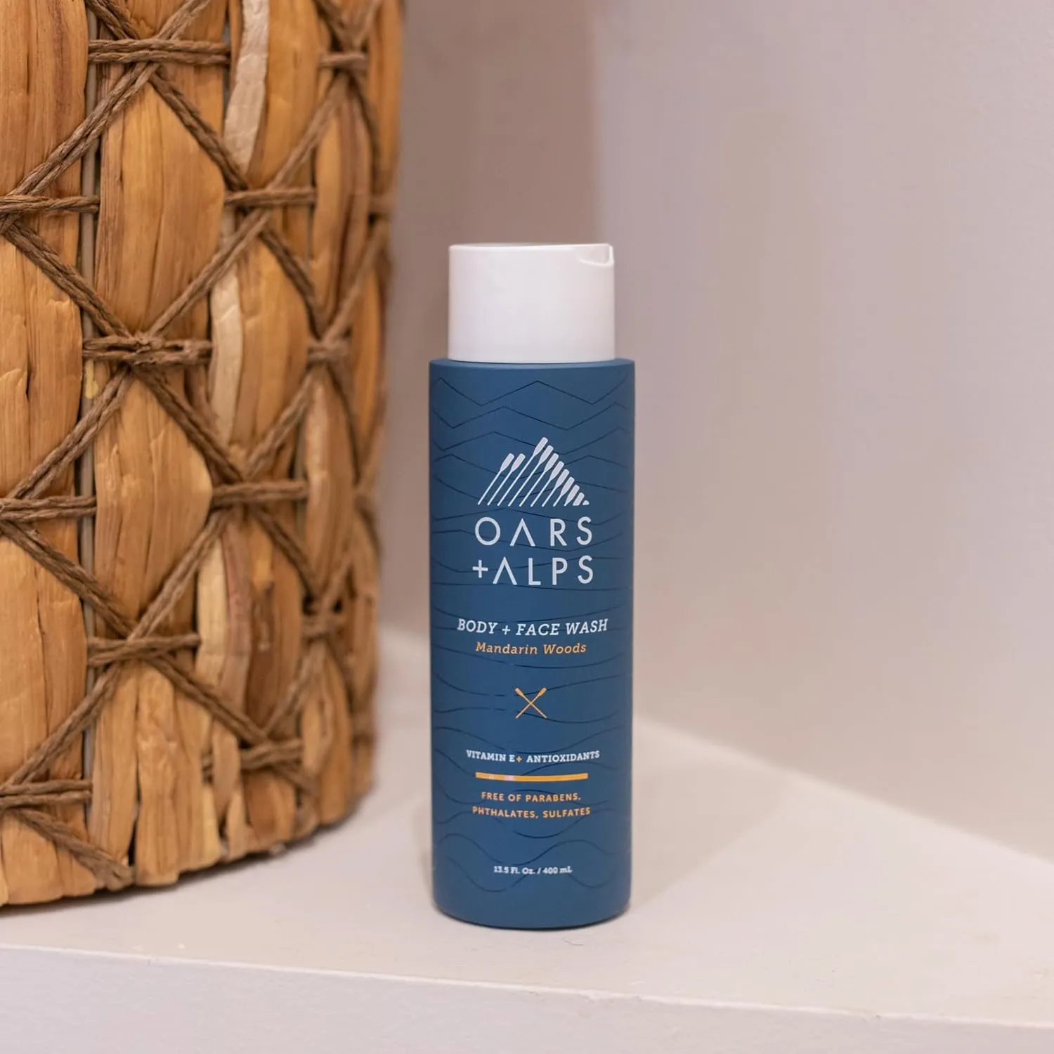 Oars   Alps Mens Moisturizing Body and Face Wash, Skin Care Infused with Vitamin E and Antioxidants, Sulfate Free, Mandarin Woods, 13.5oz, 2 Pack