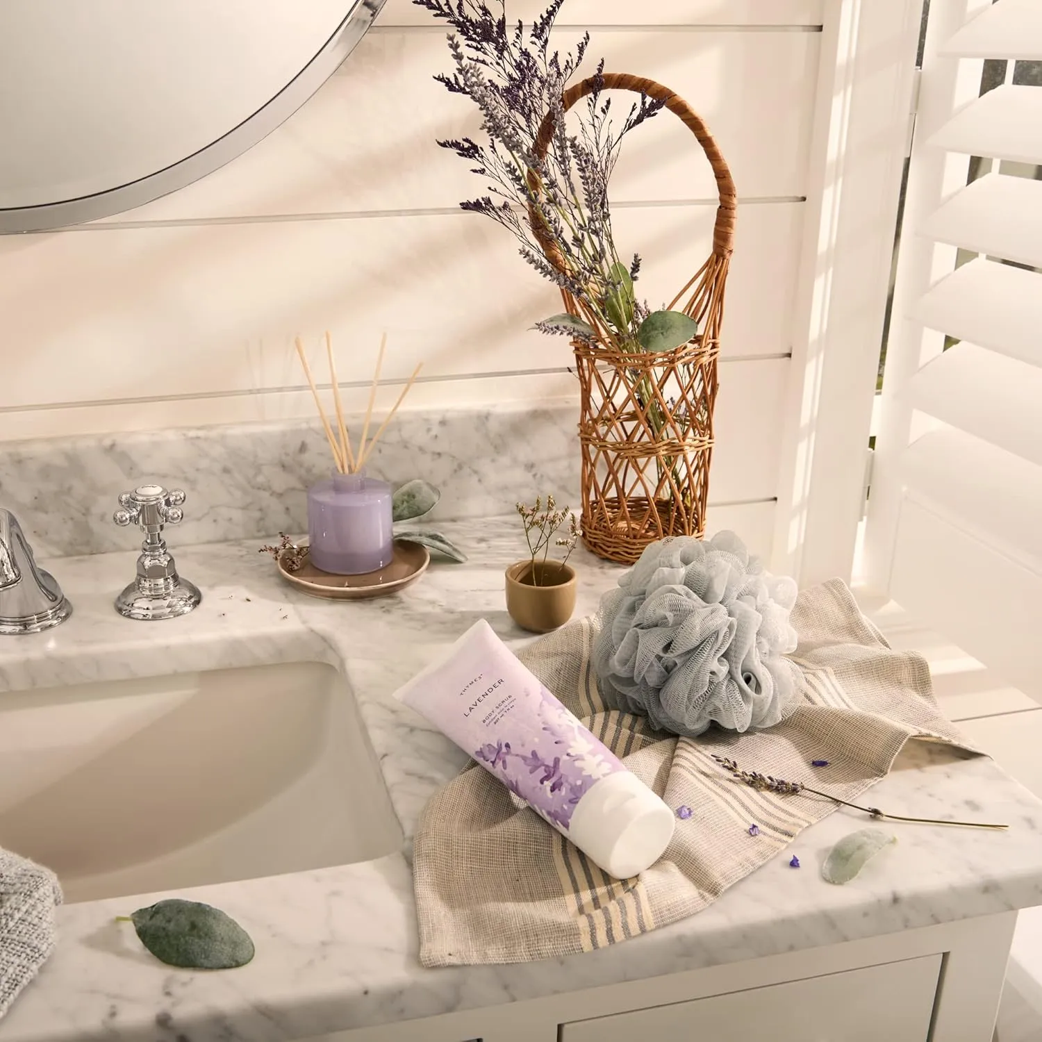 Thymes Body Scrub - 7 FL Oz - Lavender