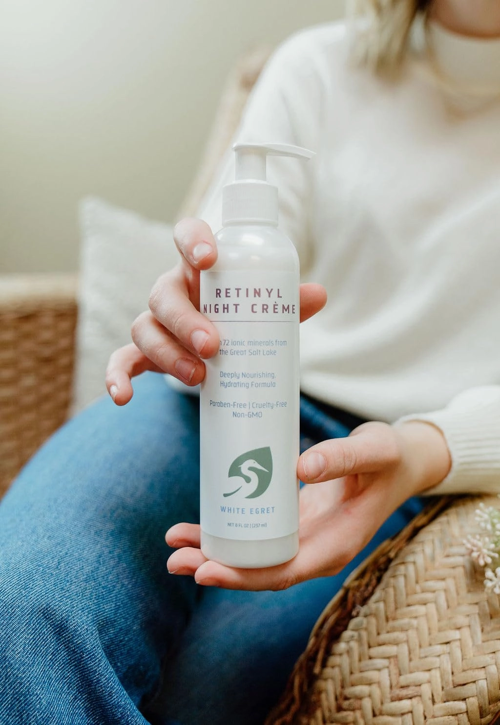 White Egret Retinyl Night Creme with 72 Ionic Sea Minerals for Nourishing, Hydrating, and Replenishing Skin, 8 fl. oz