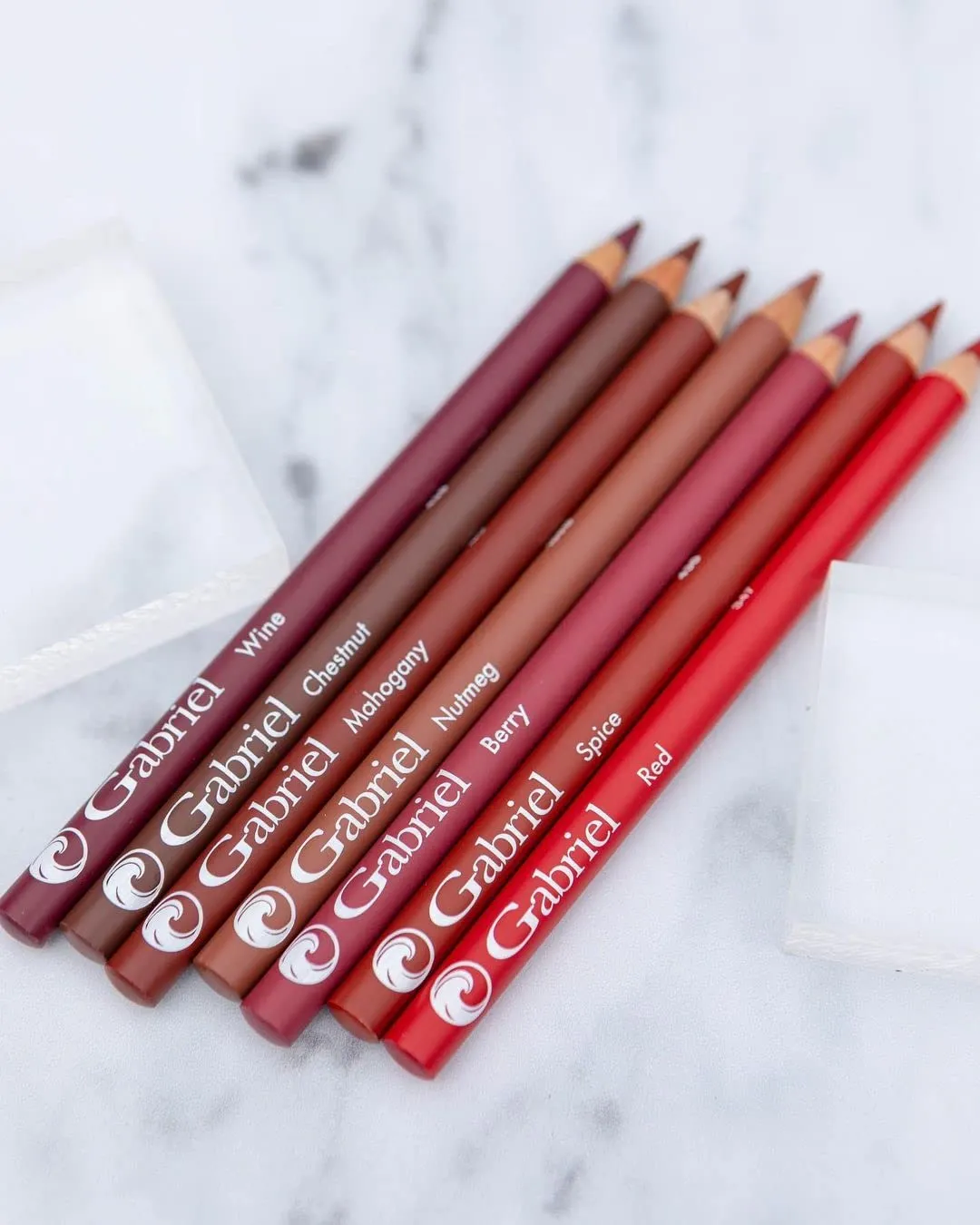 Zuzu Luxe Lip Pencil, Creamy Lipliner, long lasting, Infused with Jojoba Seed Oil and Aloe for ultra hydrated lips. Natural, Paraben Free, Vegan, Gluten-free,Cruelty-free, Non GMO, (1, Cappuccino)